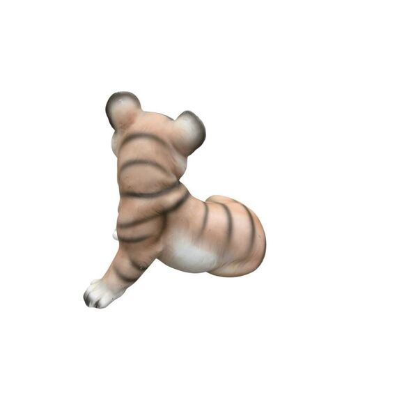 Royal Crown Vintage Tiger Cub With Sweet Expression Figurine vintage - Picture 3 of 4